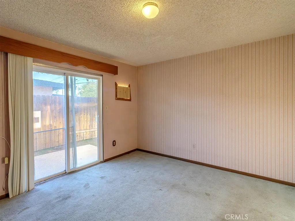 8815 San Vicente, Riverside, California 92503 home-pic-15