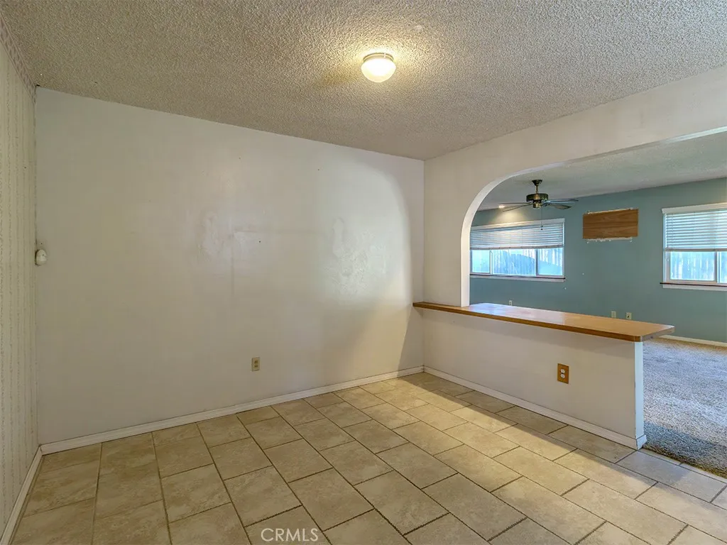 8815 San Vicente, Riverside, California 92503 home-pic-6