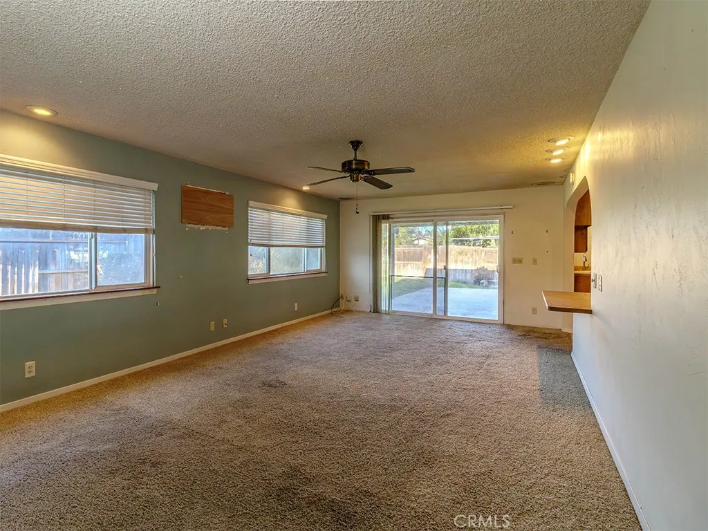 8815 San Vicente, Riverside, California 92503 home-pic-16