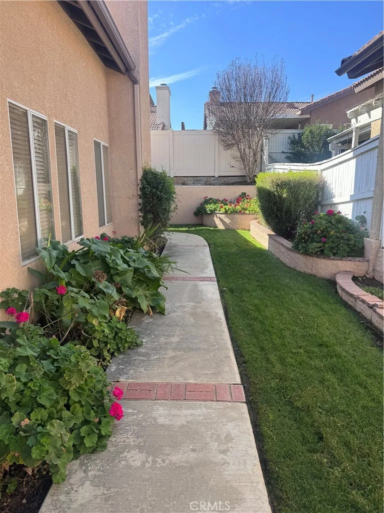 753 Amber Sky, Banning, California 92220 home-pic-3