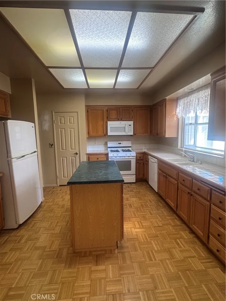 753 Amber Sky, Banning, California 92220 home-pic-8