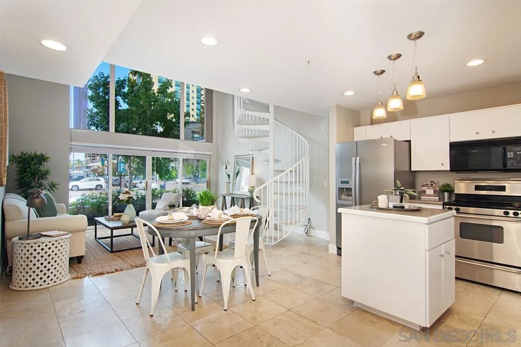 221 Island Ave  home-pic-5