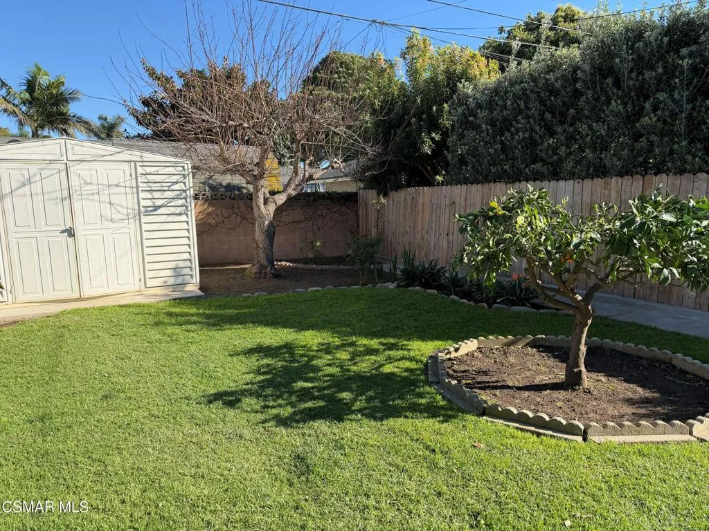 400 Frances Street, Ventura, California 93003 home-pic-34