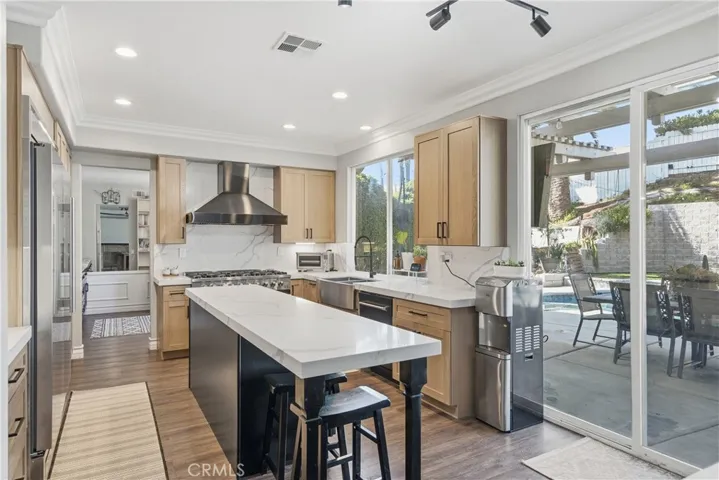 39855 Tinderbox Way, Murrieta, California 92562