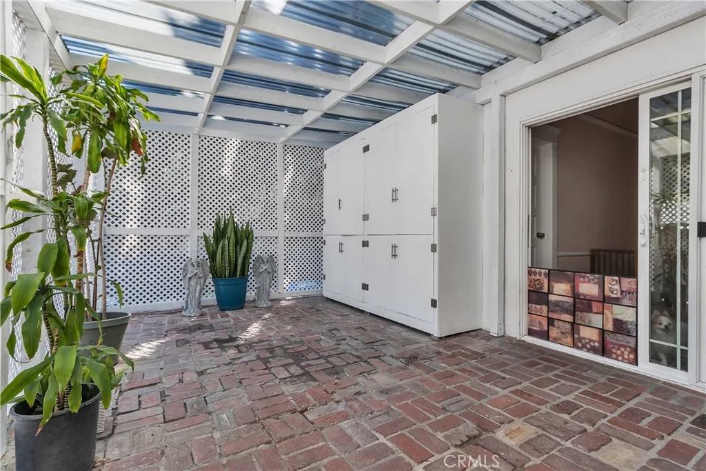 Enclosed patio