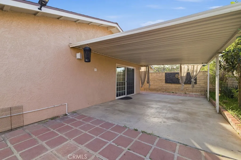 24305 Wabuska, Newhall, California 91321 home-pic-23