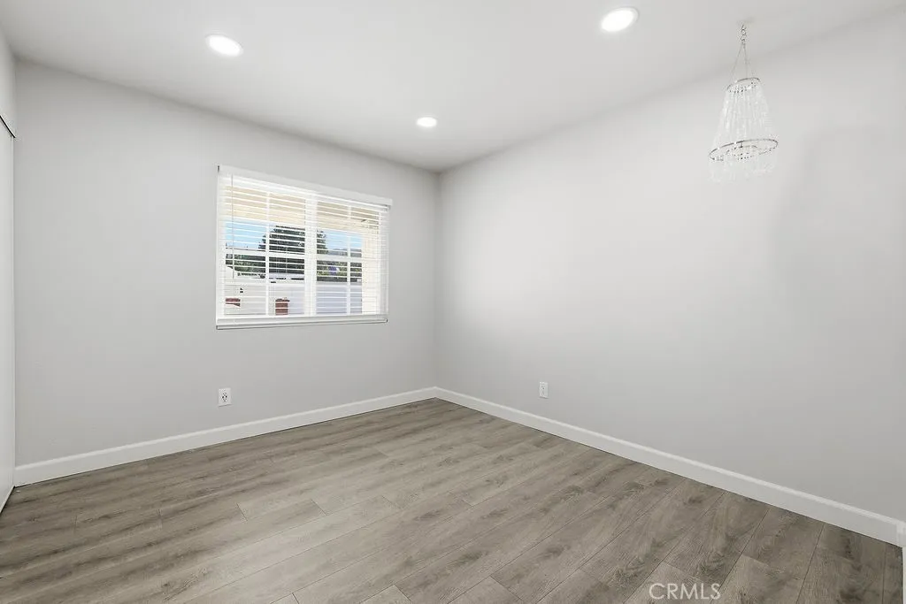 24305 Wabuska, Newhall, California 91321 home-pic-21