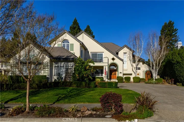1811 Maiden Lane, Petaluma, California 94954