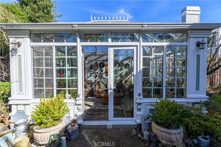 1811 Maiden Lane, Petaluma, California 94954