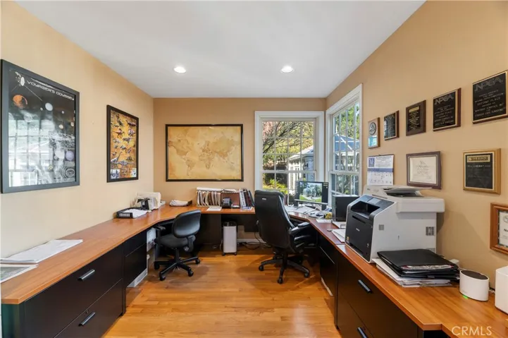 1811 Maiden Lane, Petaluma, California 94954