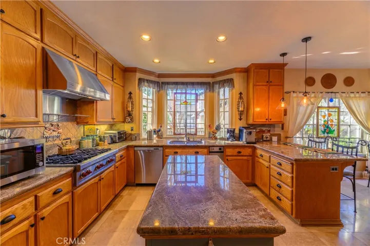 1811 Maiden Lane, Petaluma, California 94954