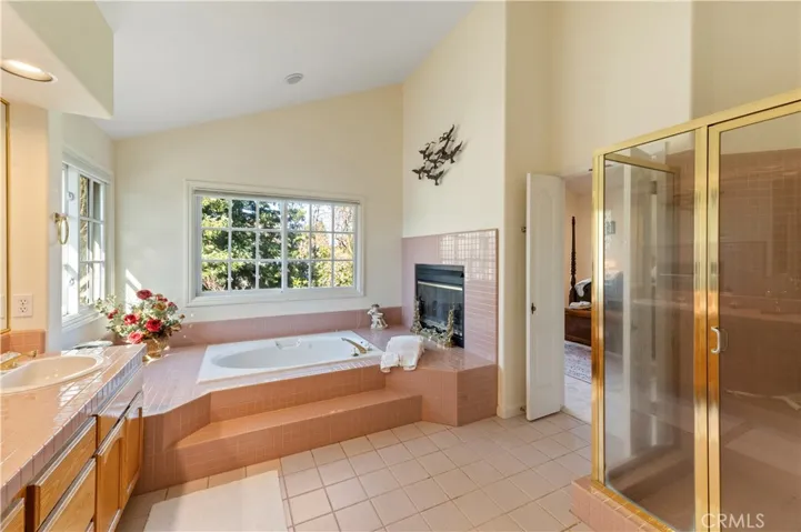 1811 Maiden Lane, Petaluma, California 94954