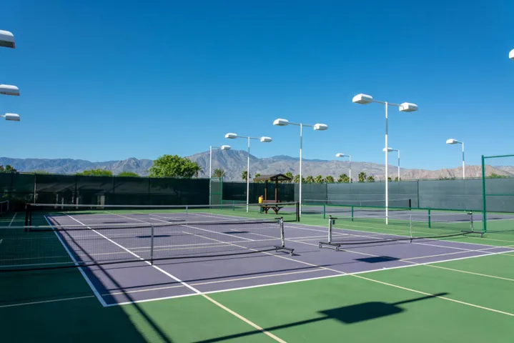 50715montereycanyondrive-lr-37