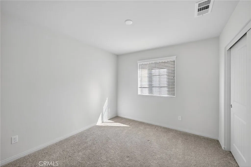 694 Dahlia, San Jacinto, California 92583 home-pic-43