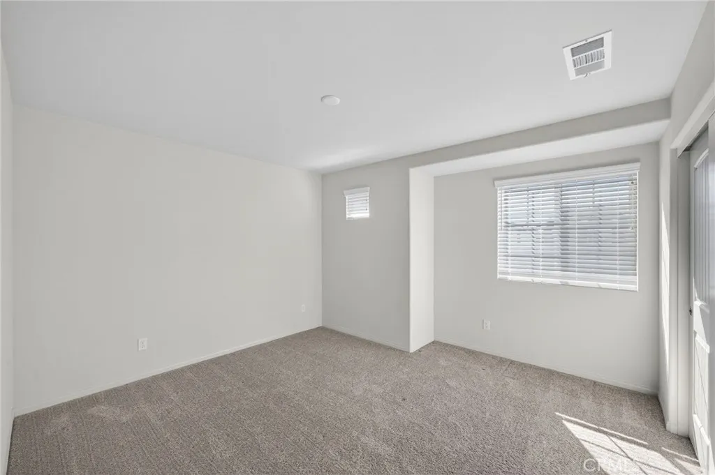 694 Dahlia, San Jacinto, California 92583 home-pic-40