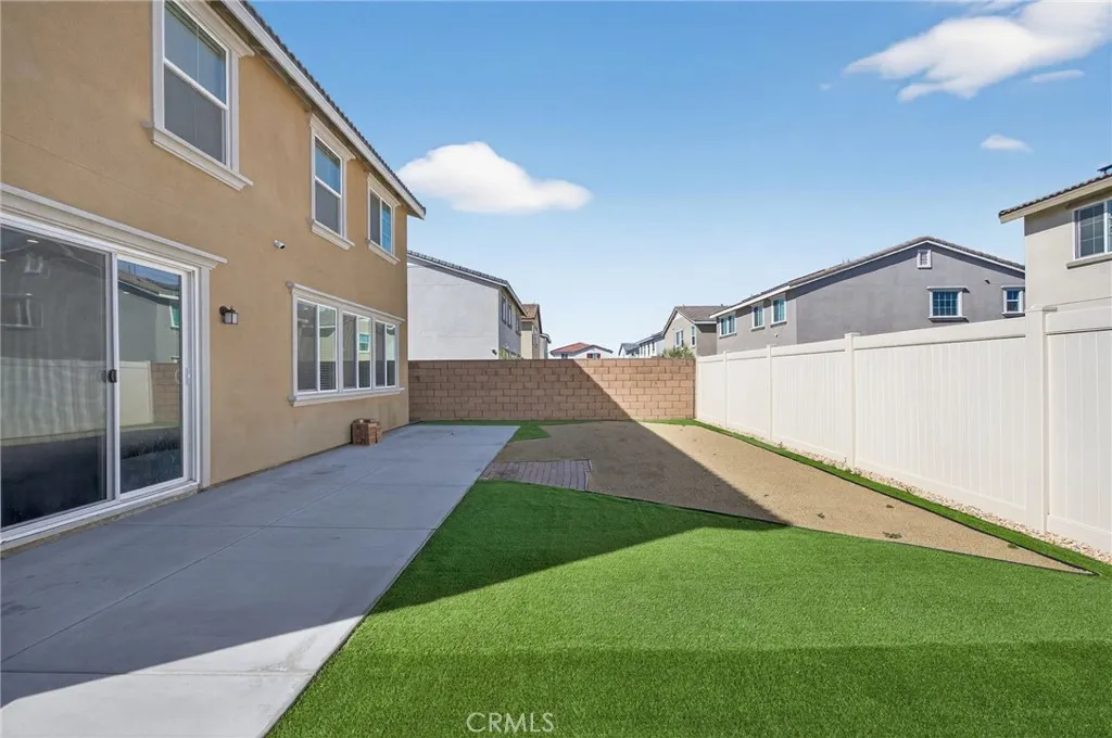 694 Dahlia, San Jacinto, California 92583 home-pic-48