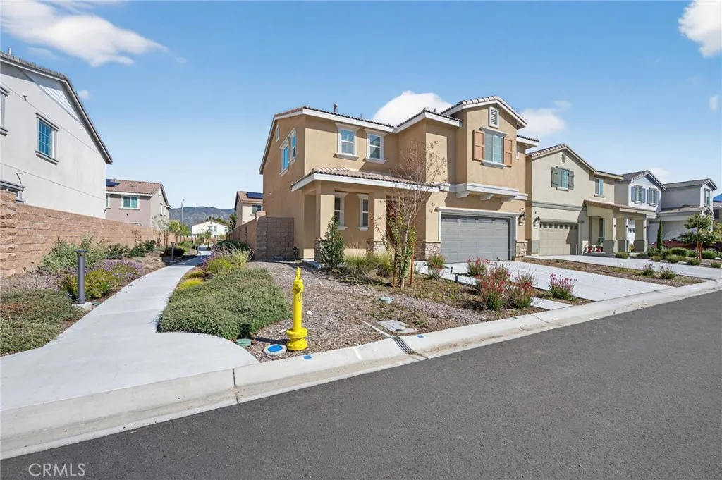 694 Dahlia, San Jacinto, California 92583 home-pic-3