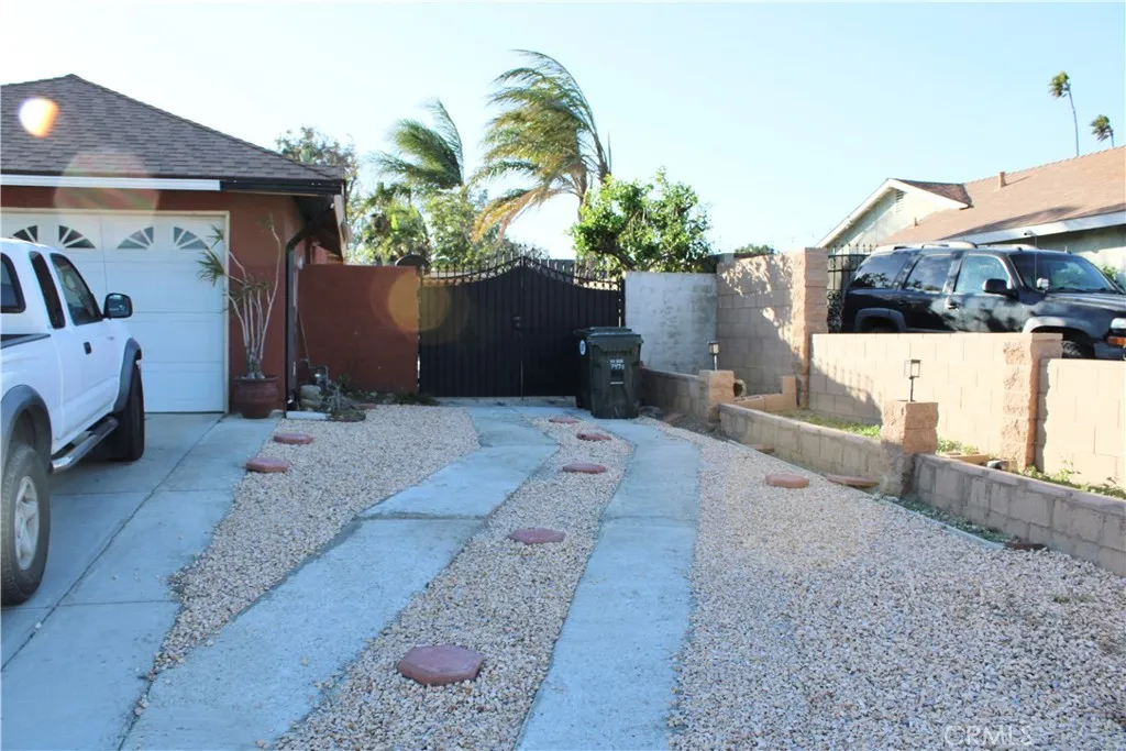 7470 Ginger, Fontana, California 92336 home-pic-12