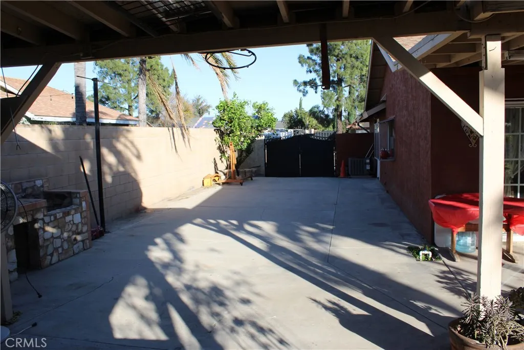 7470 Ginger, Fontana, California 92336 home-pic-18