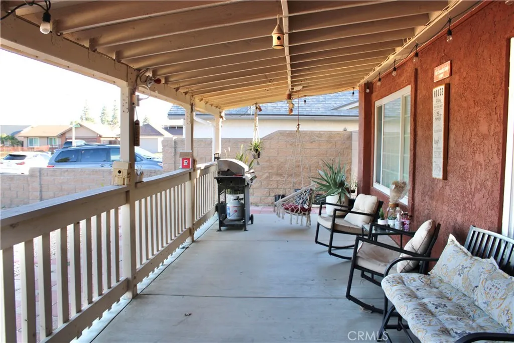 7470 Ginger, Fontana, California 92336 home-pic-2