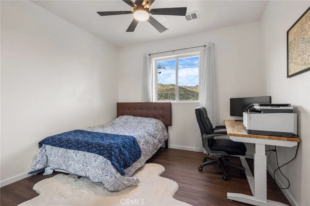 49111 Paradise, Morongo Valley, California 92256 home-pic-28
