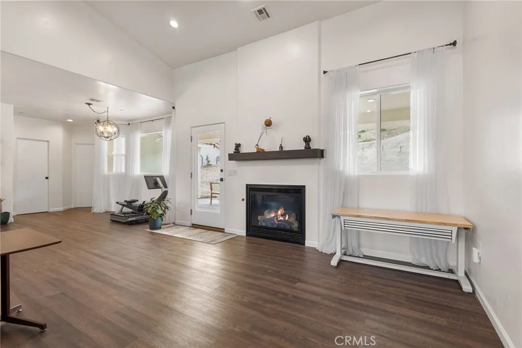 49111 Paradise, Morongo Valley, California 92256 home-pic-19