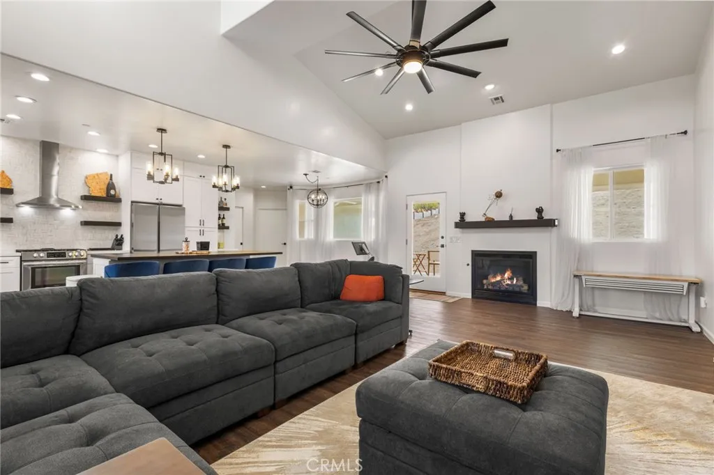 49111 Paradise, Morongo Valley, California 92256 home-pic-17