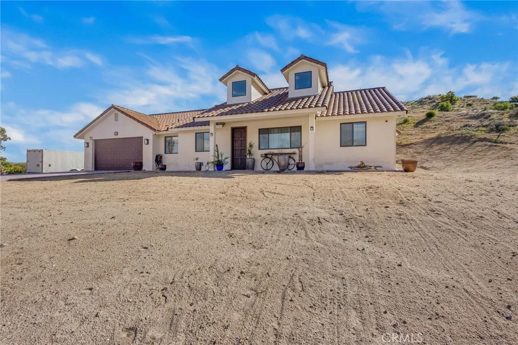 49111 Paradise, Morongo Valley, California 92256 home-pic-2