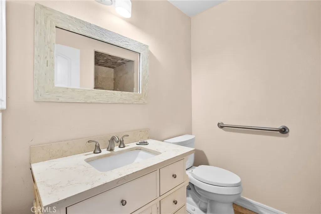 8784 1/2 Wyngate, Sunland, California 91040 home-pic-7