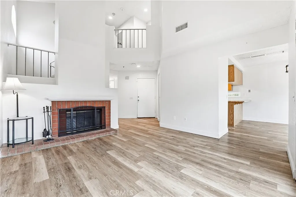 6650 Carmel Court, Fontana, California 92336 home-pic-7