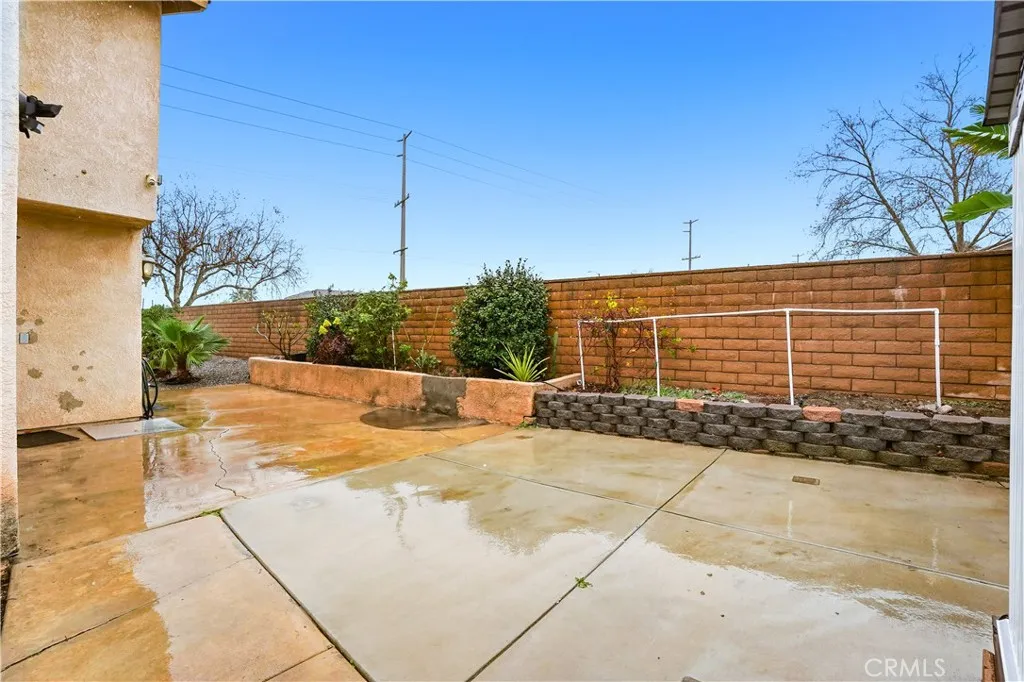 6650 Carmel Court, Fontana, California 92336 home-pic-17