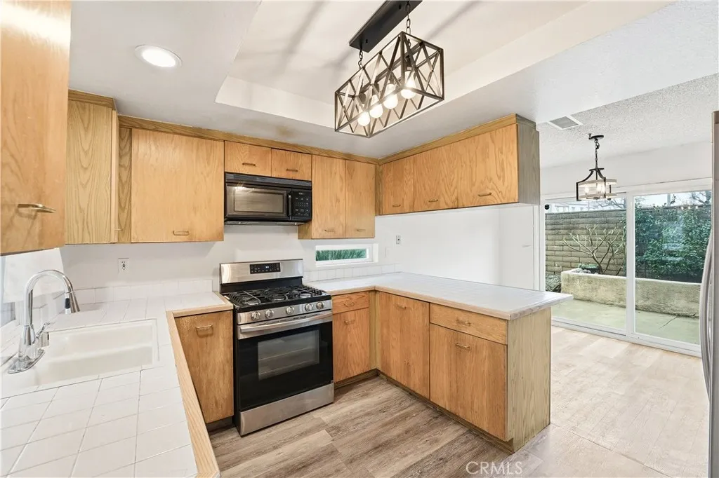 6650 Carmel Court, Fontana, California 92336 home-pic-14