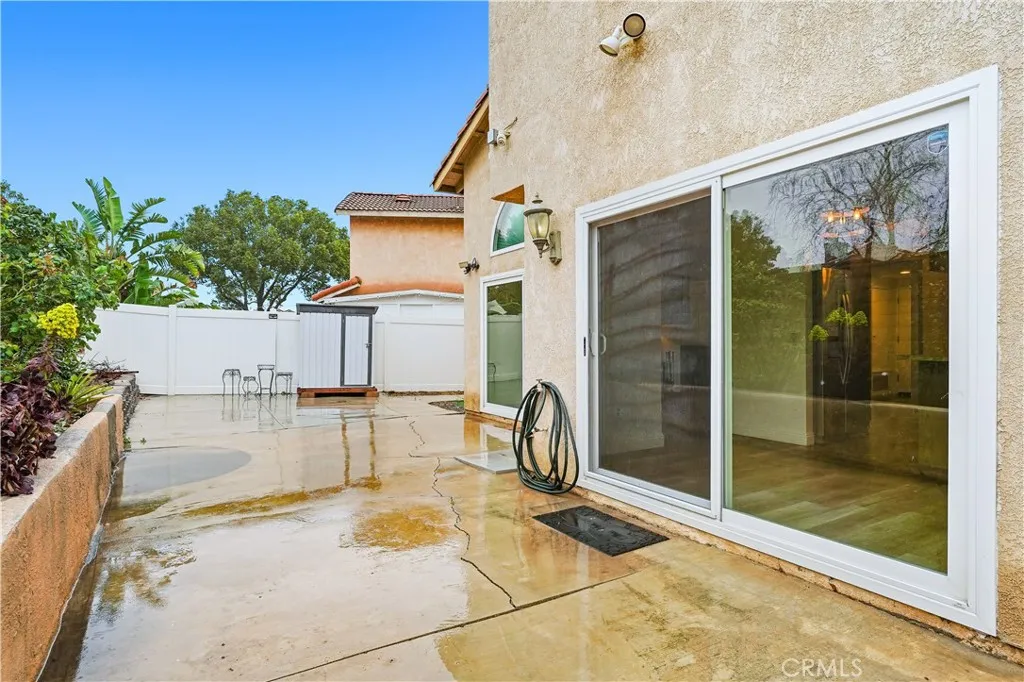 6650 Carmel Court, Fontana, California 92336 home-pic-20