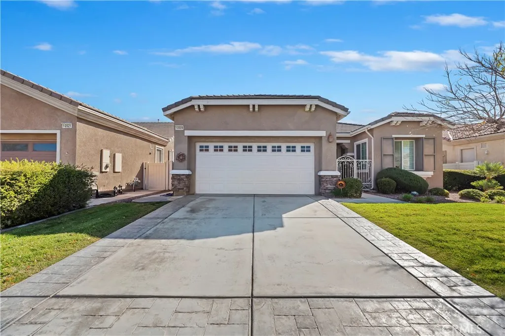 10509 Lanigan Rd., Apple Valley, California 92308 home-pic-3