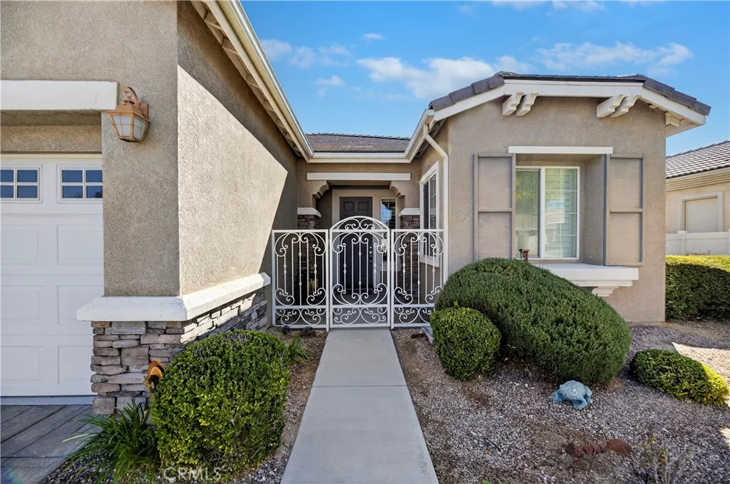 10509 Lanigan Rd., Apple Valley, California 92308 home-pic-5