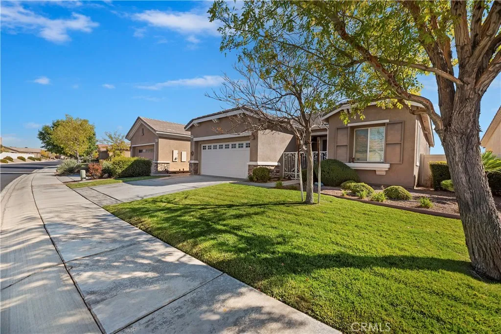 10509 Lanigan Rd., Apple Valley, California 92308 home-pic-4