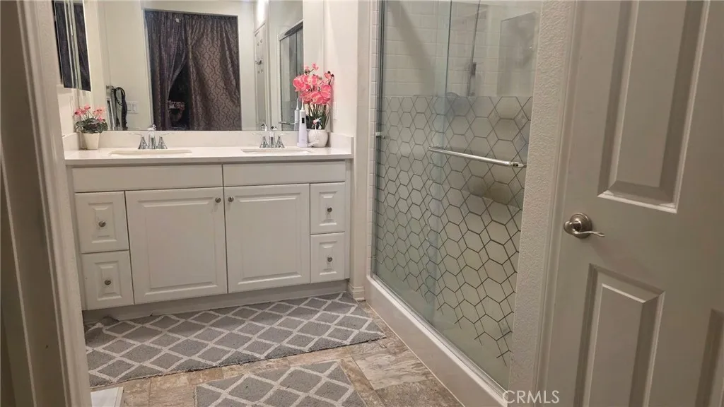 27932 Via Cholula, Menifee, California 92585 home-pic-4