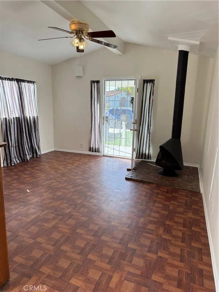 6060 6060 Myrtle Ave, Long Beach, California 90805 — photo 4