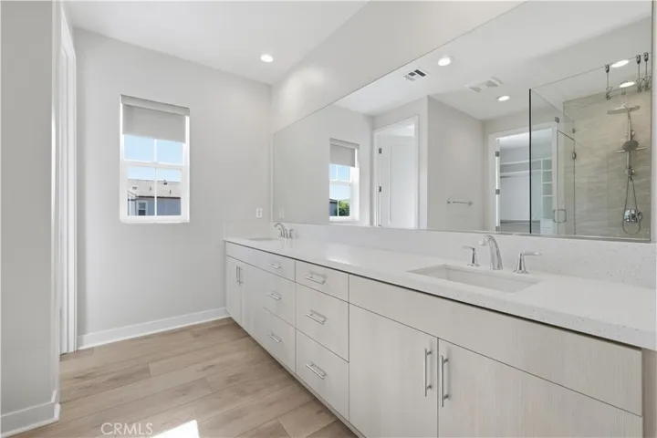 141 Holliston, Lake Forest, California 92630