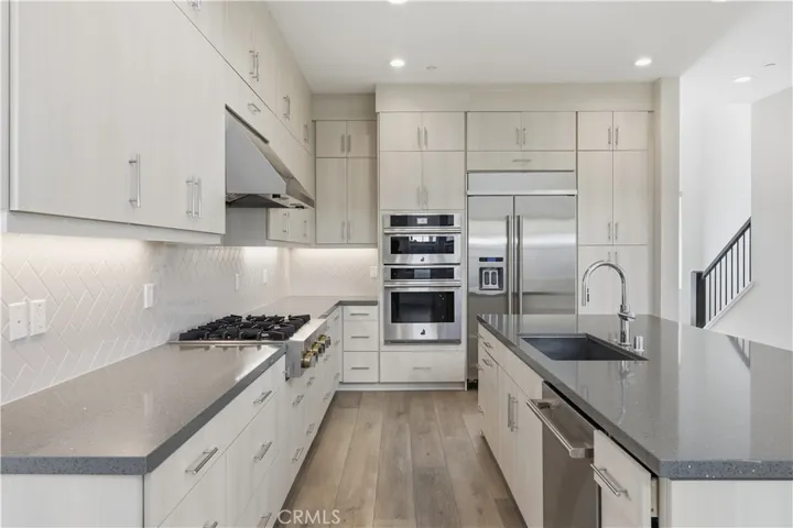 141 Holliston, Lake Forest, California 92630