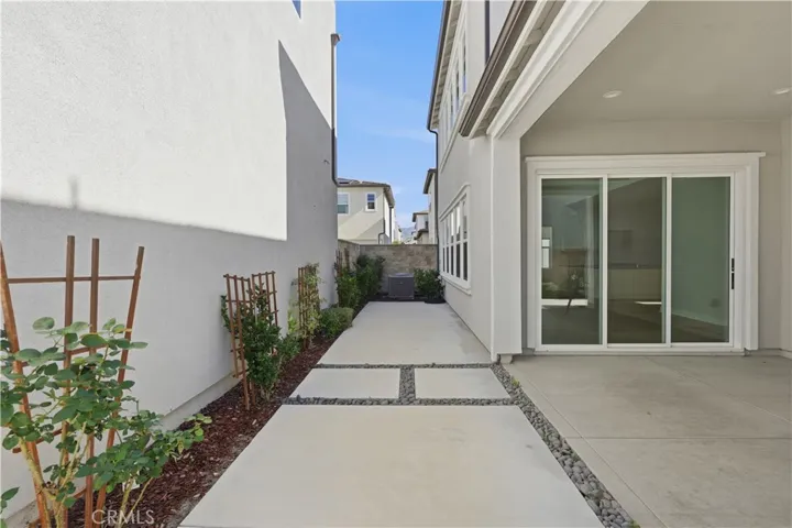 141 Holliston, Lake Forest, California 92630