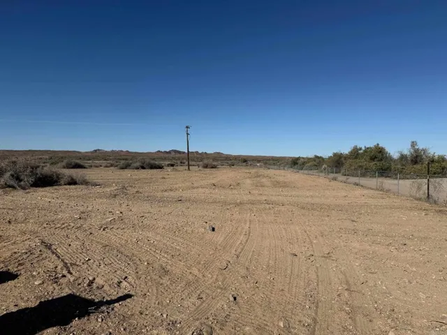 Level, graded lot