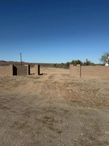 looking at driveway from Rio Vista​​‌​​​​‌​​‌‌​​‌​​​‌‌​​​‌​​‌‌​​‌‌​​‌‌​​​​ Way