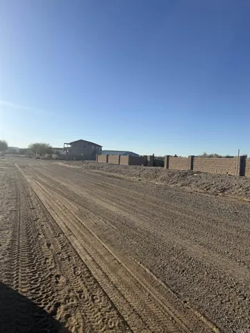 Rio Vista Way.  one of 2 rds that front property
