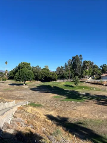42751 E Florida Avenue, Hemet, California 92544