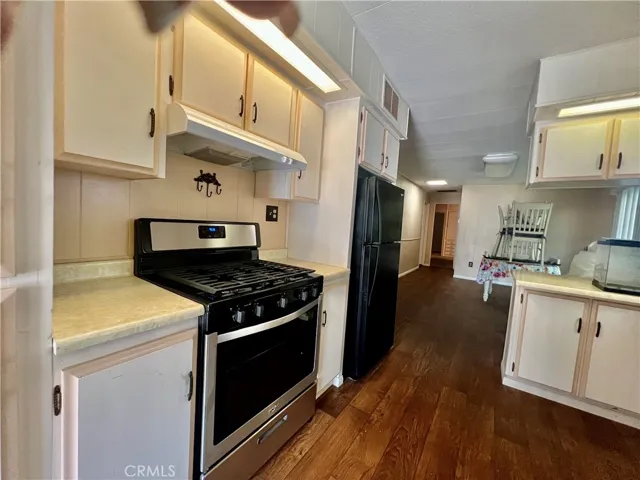 42751 E Florida Avenue, Hemet, California 92544