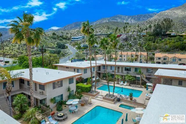 2290 S Palm Canyon Drive 104, Palm Springs, California 92264 home-pic-10