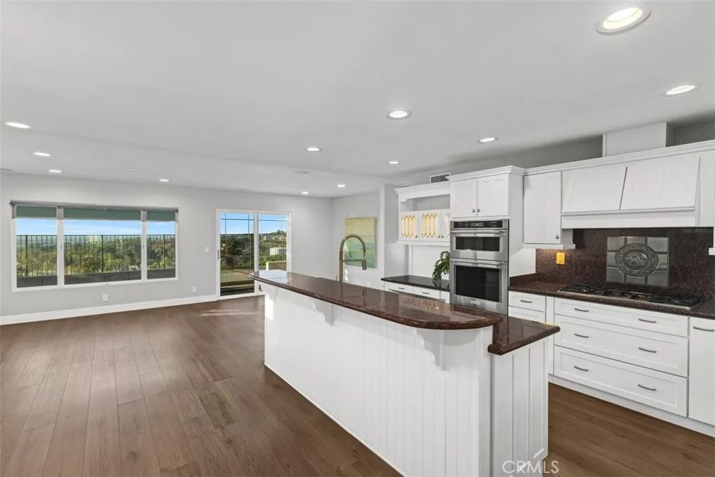 21401 Stonehaven, Lake Forest, California 92630 home-pic-2