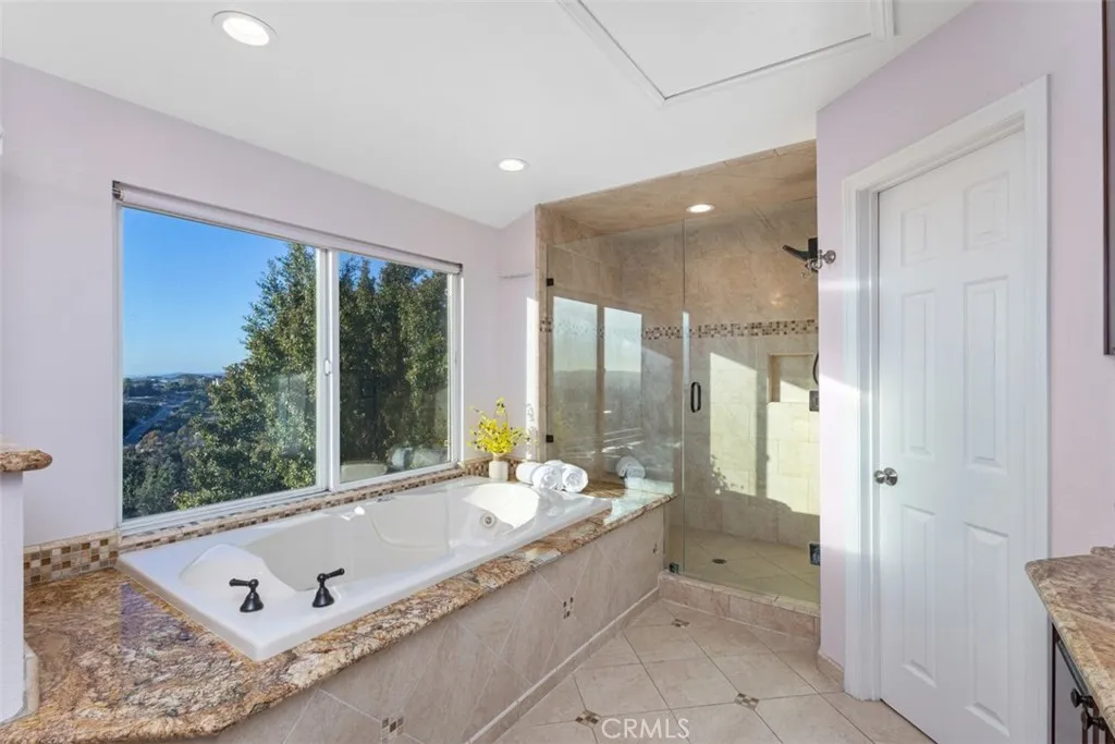 21401 Stonehaven, Lake Forest, California 92630 home-pic-18