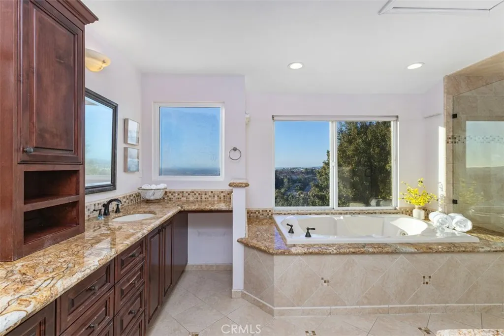 21401 Stonehaven, Lake Forest, California 92630 home-pic-17